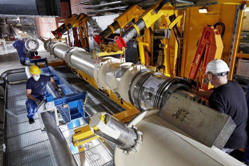 HERA TRAM beim Einbau von ALPS-Megneten